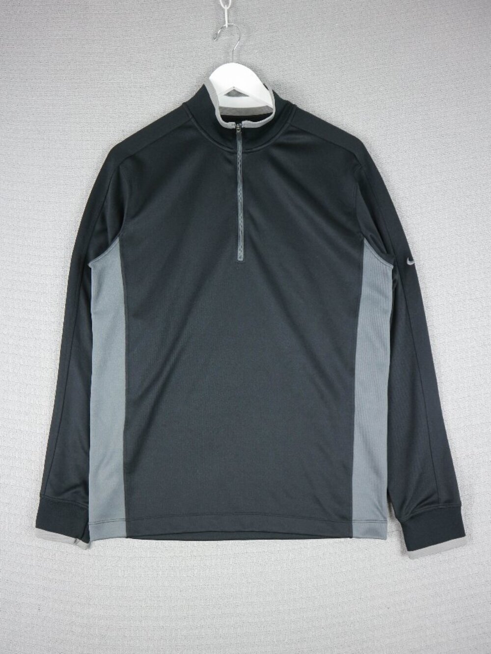 Nike Golf Sweater Mens Small Black Dri Fit 1/4 Zip Pullover Long Sleeve Modern